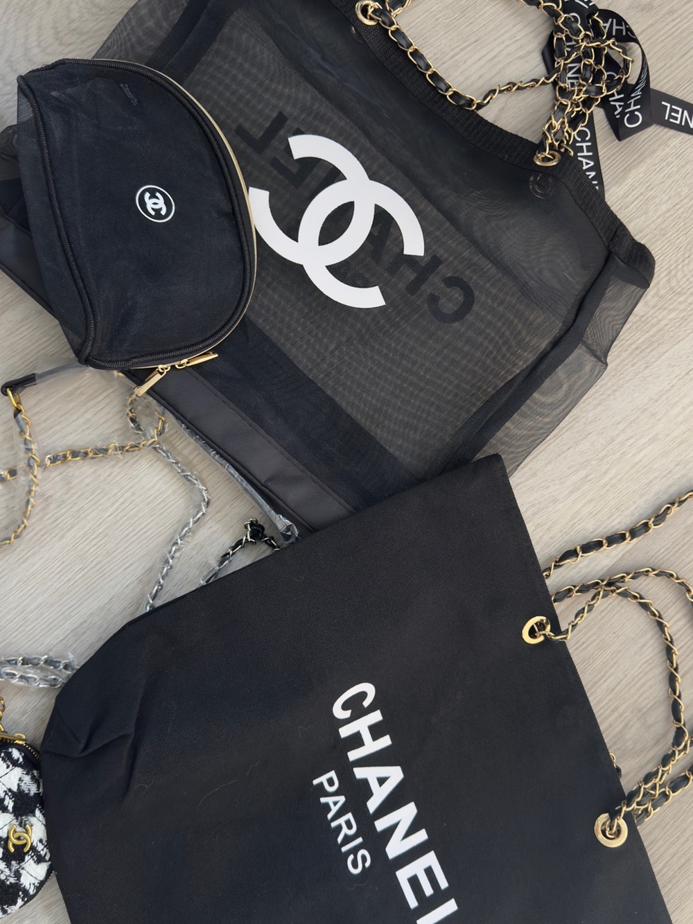 CHANEL Black Logo Tote and Accessory Set with Gold Chain Details - Picture 2 of 16